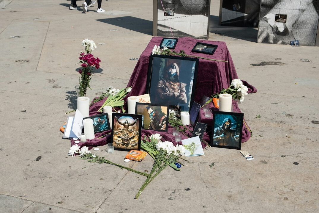 memorial event for artist
